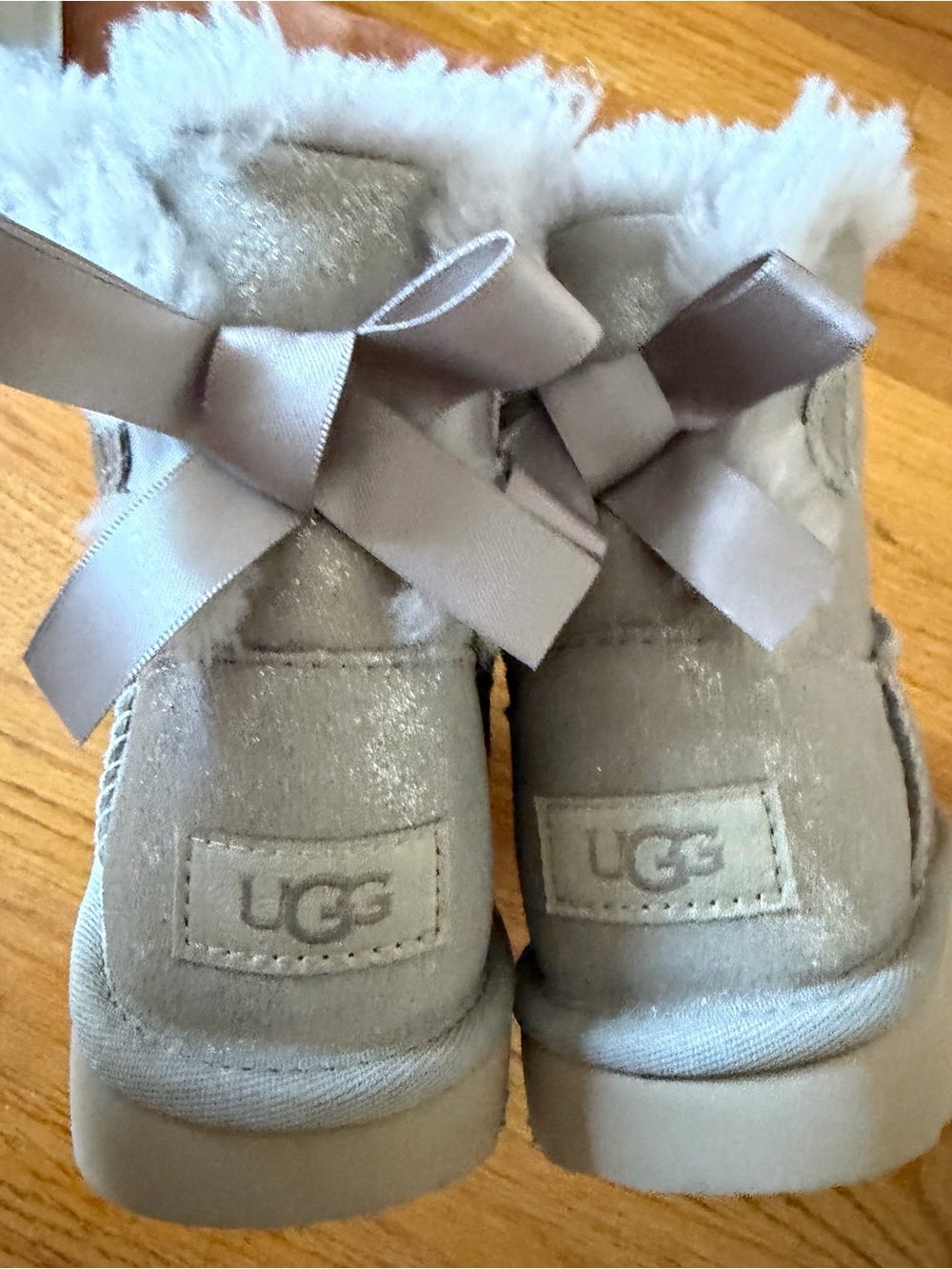 UGG Kids Silver/Grey Bow Back Shearling Boots